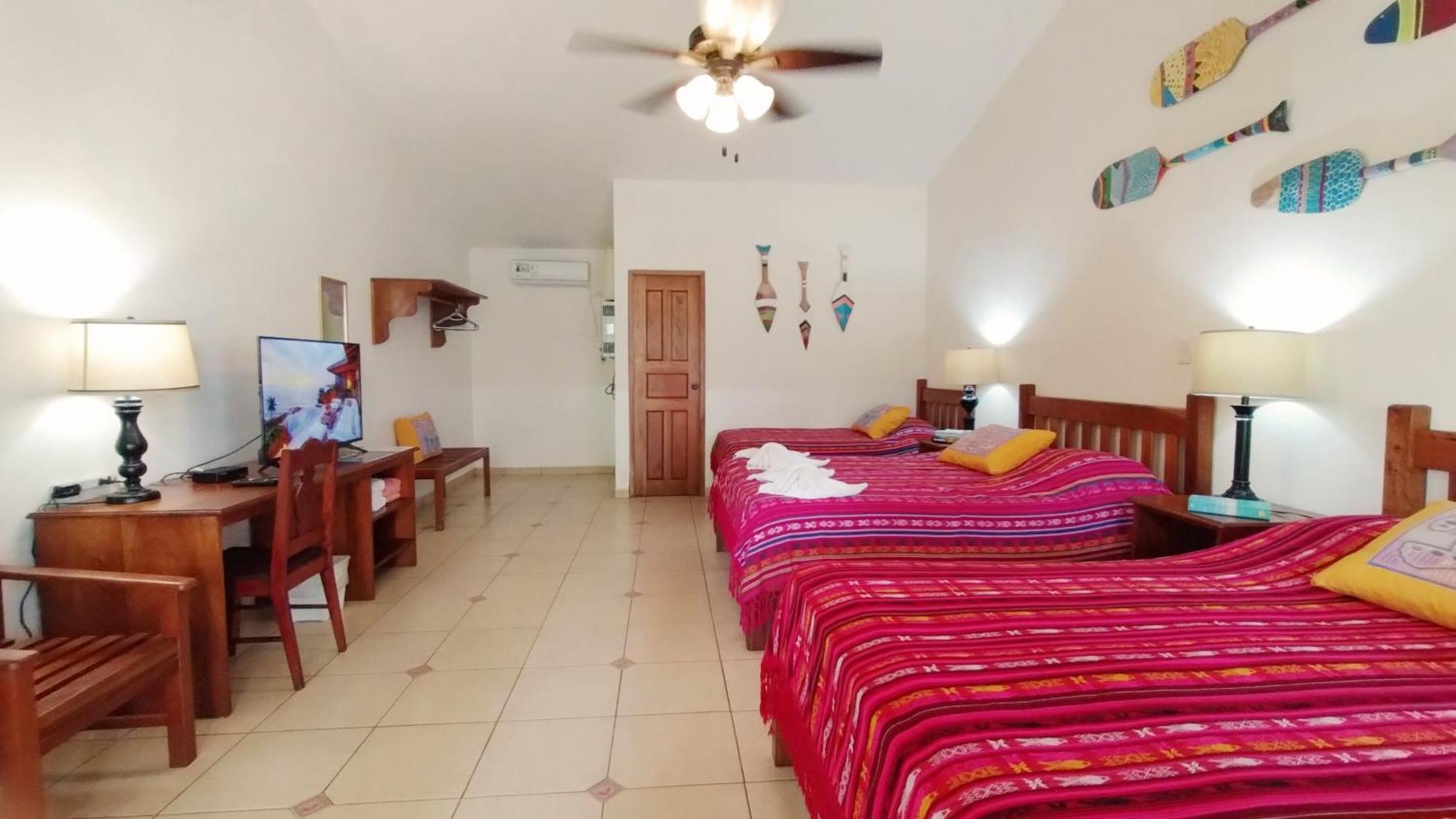Las Lajas Beach Resort Eksteriør billede
